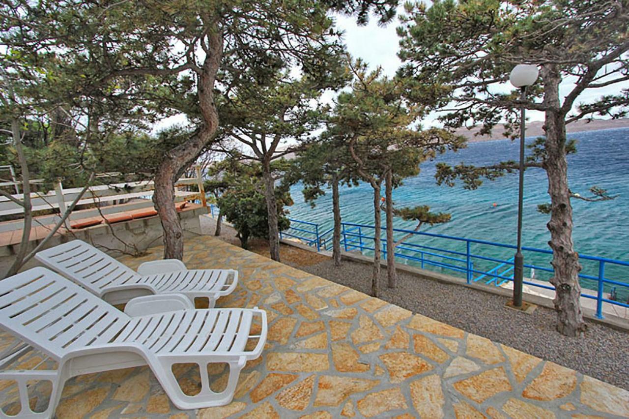 Beachfront Apartments Carlo Karlobag Exterior foto