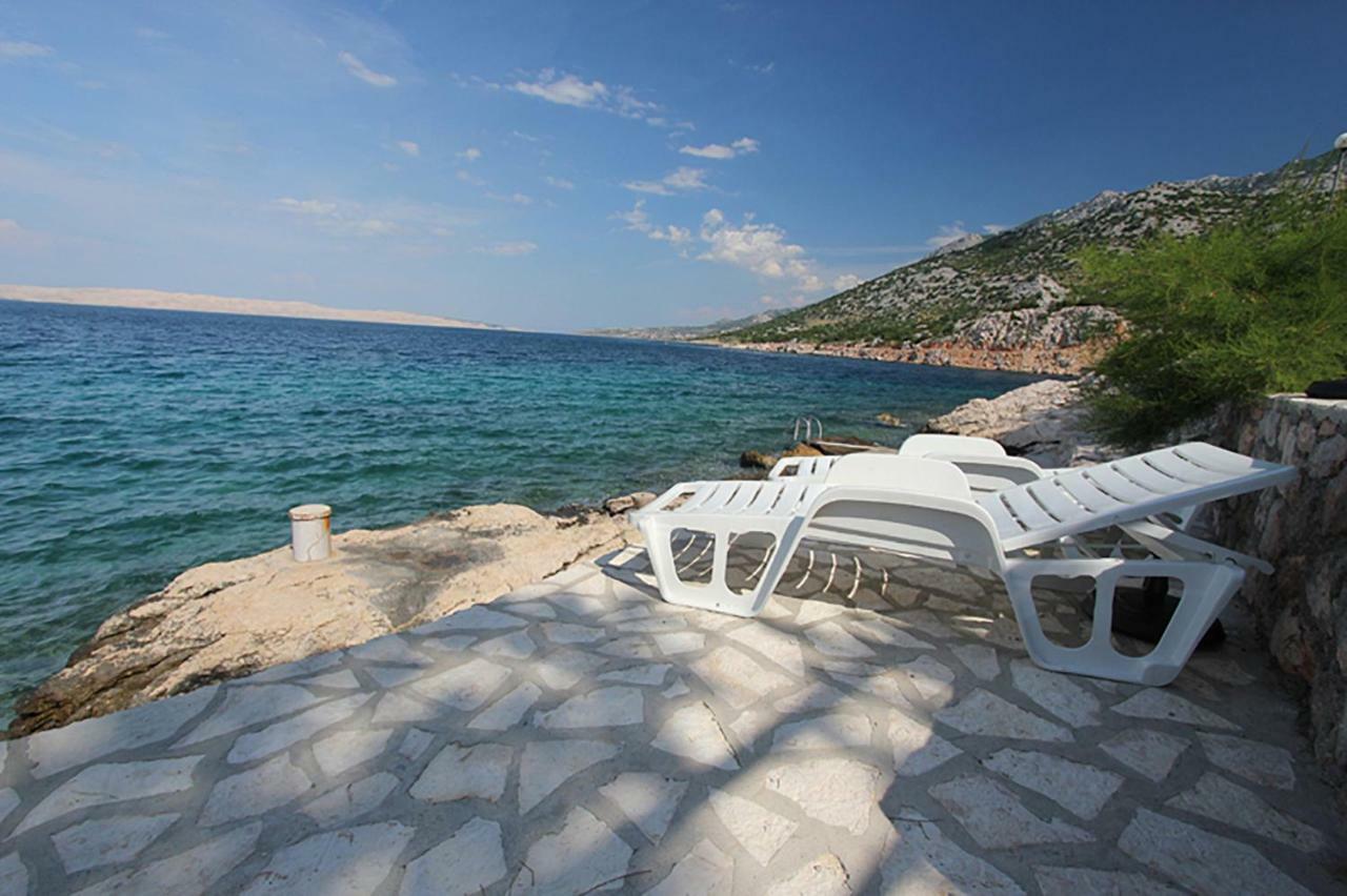 Beachfront Apartments Carlo Karlobag Exterior foto